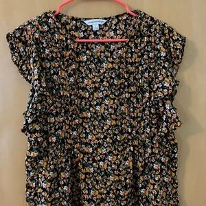Floral Flowy Blouse-Size Small